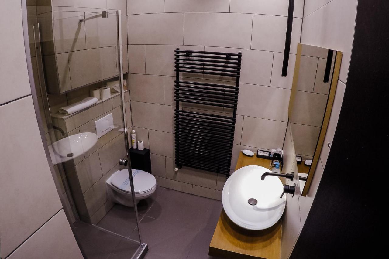 Sohaz Panzio Es Apartmanhaz 索尔诺克 外观 照片