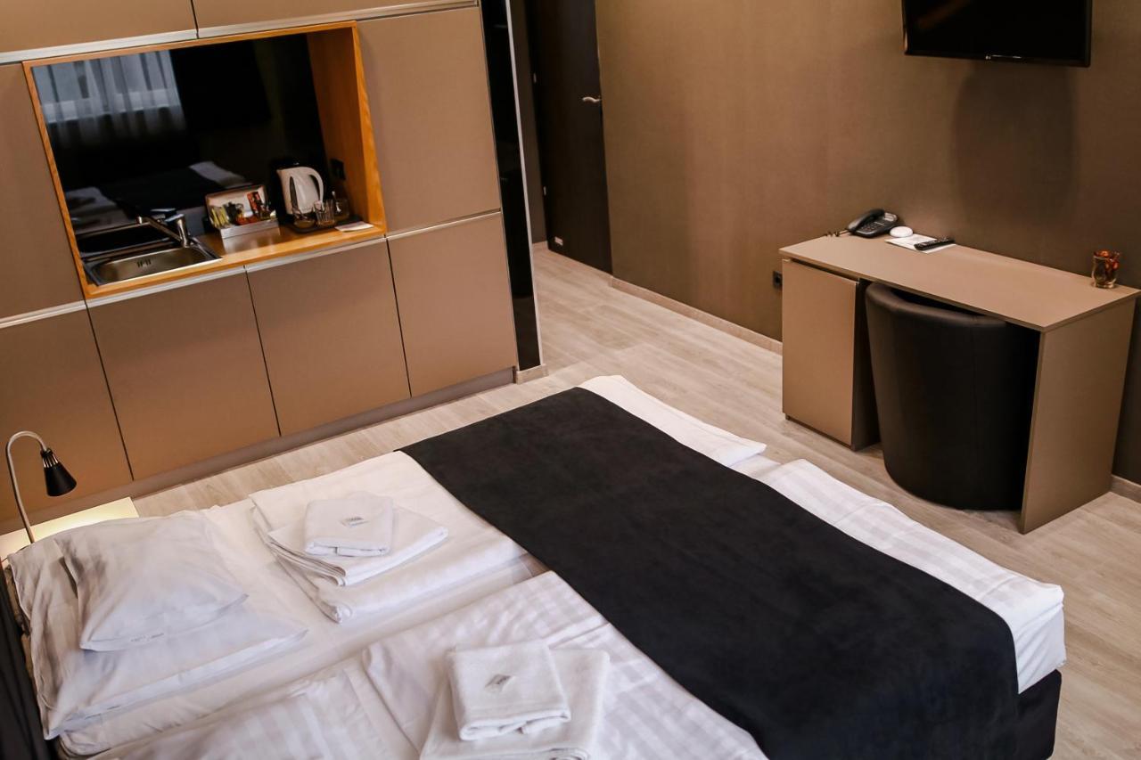 Sohaz Panzio Es Apartmanhaz 索尔诺克 外观 照片